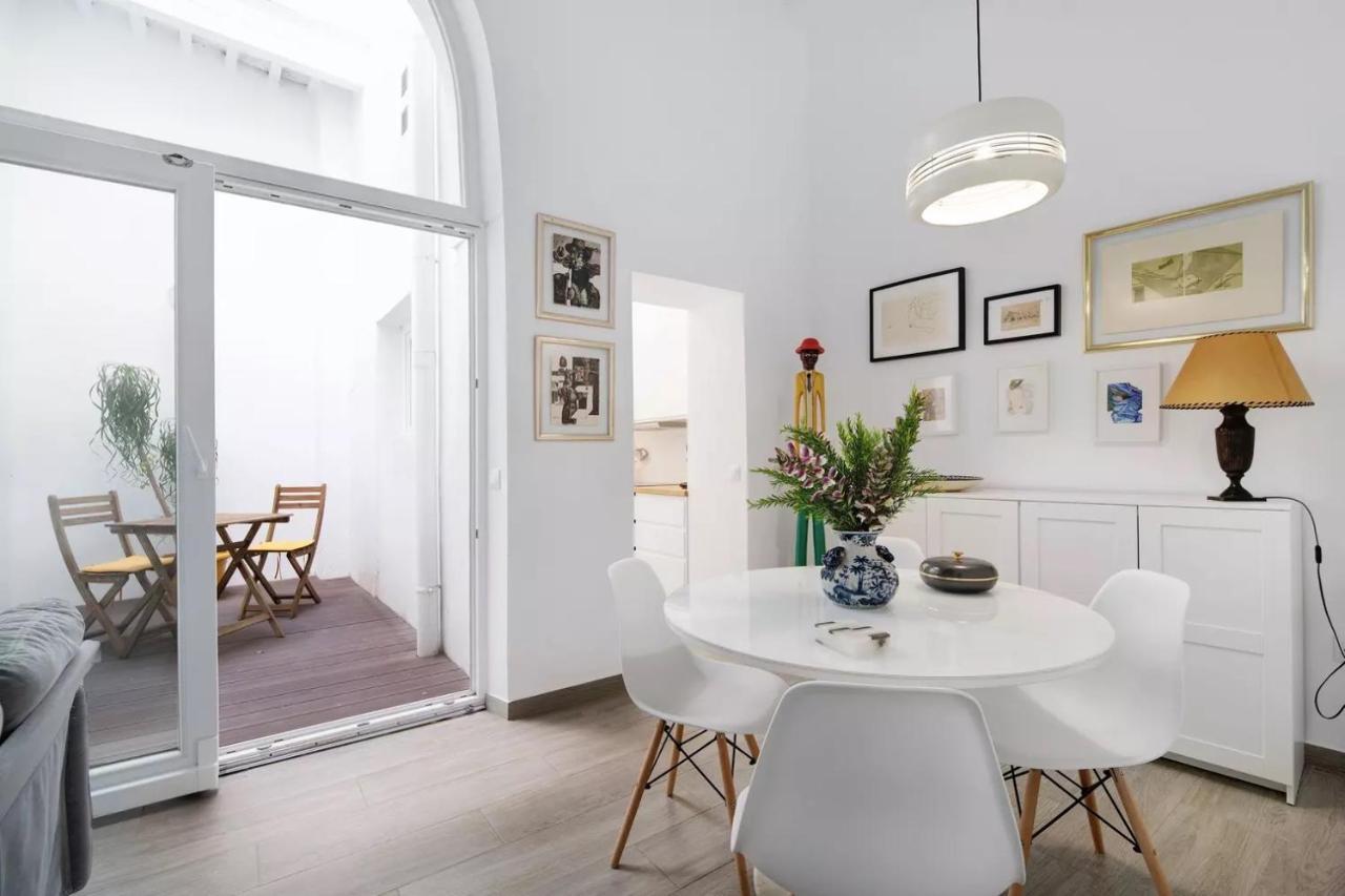 Precioso Alojamiento Con Patio Interior Cádiz Kültér fotó